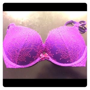 Victoria's Secret Bombshell add 2 cup size bra