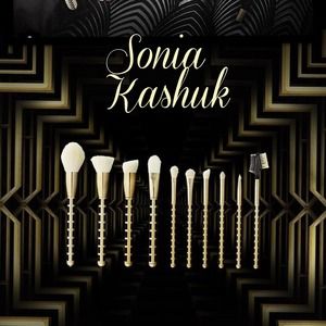 brand new Limited edition Sonia Kashuk brush set