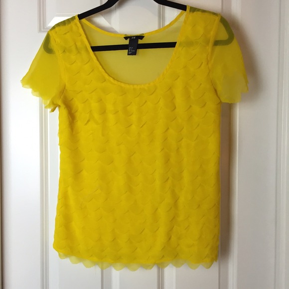 H&M scalloped top