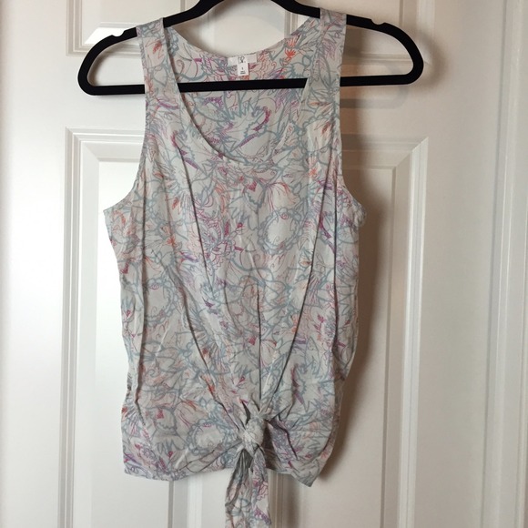 BP lightweight tank top
