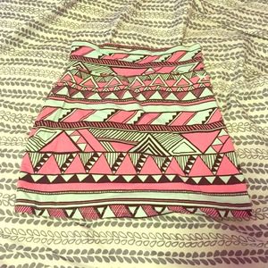 Victoria's Secret aztec pink body con skirt
