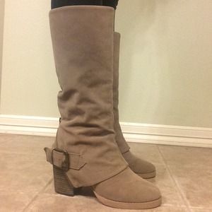 Taupe boots
