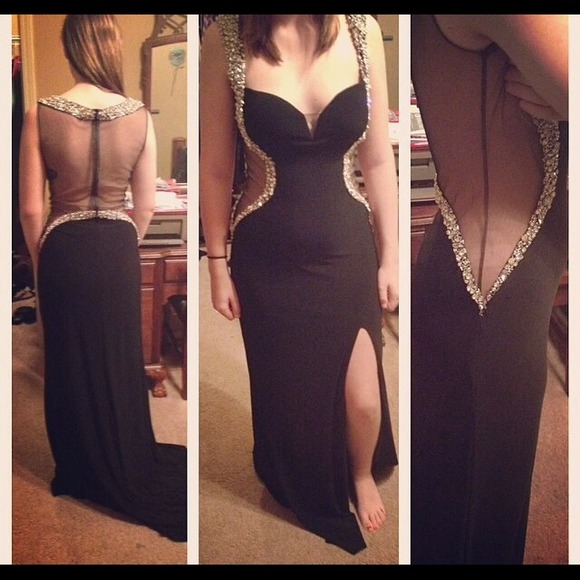 Dresses & Skirts - Prom Dress For Sale