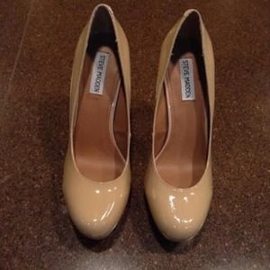 Nude heels. Size 10 . Steve Madden