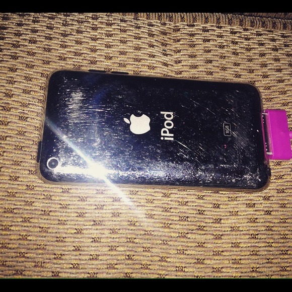 Apple iPod Touch🍎 - Picture 2 of 2