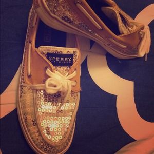 Gold sequins Sperry's 💛