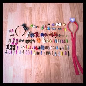 98 assorted hair accessories