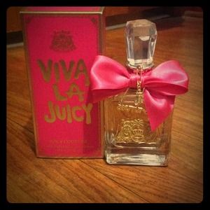 Juicy couture perfume. 3.4oz. Authentic