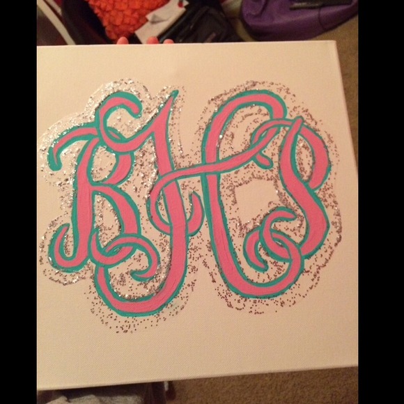 Customizable monogram canvas