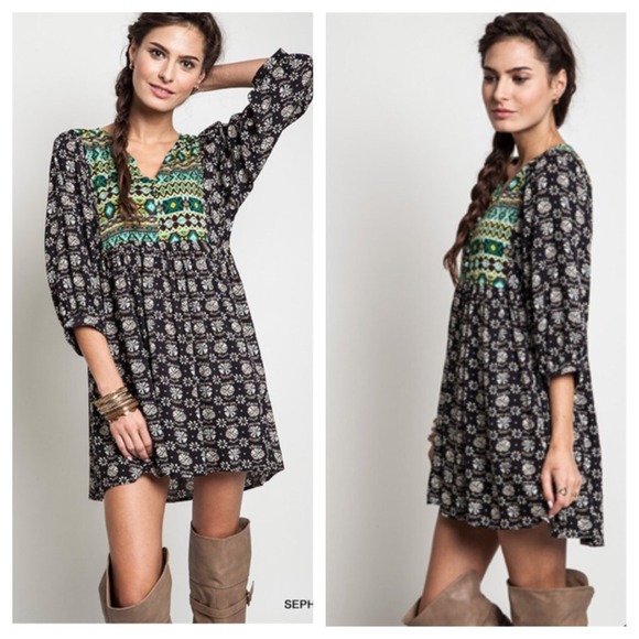 Dresses & Skirts - Print tunic dress ONLY SIZE SMALL LEFT SALE