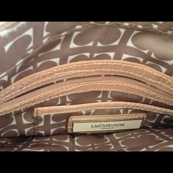 Purse - Picture 3 of 3