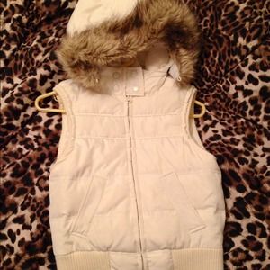 Aeropastle puffy vest