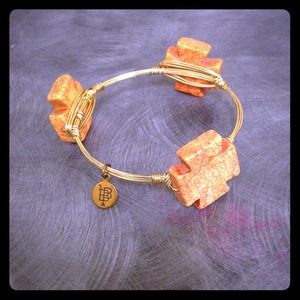 Bourbon & Bow ties cross bracelet