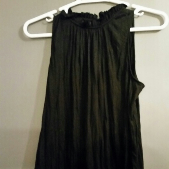 Black sleeveless top