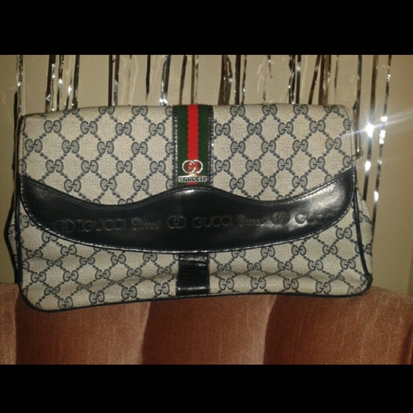 MAKE AN OFFER. REAL GUCCI BAG.
