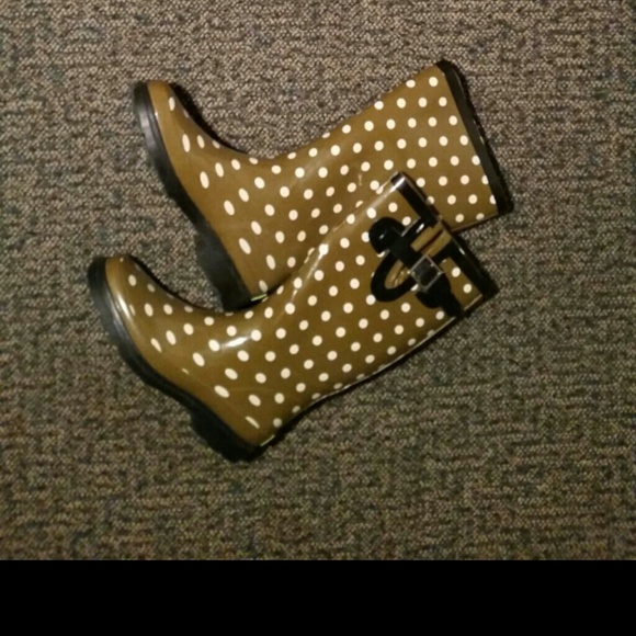 Rain boots