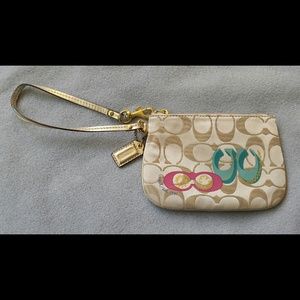 Wristlet