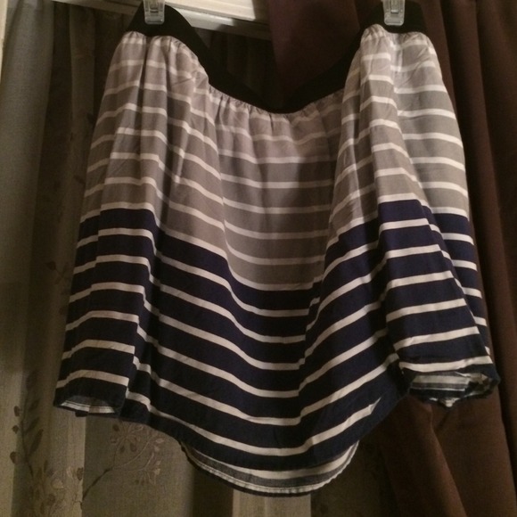 Plus size mini skirt