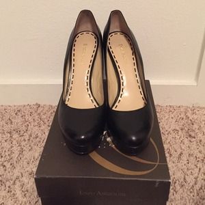 Black Leather Platform Pumps x Enzo Angiolini