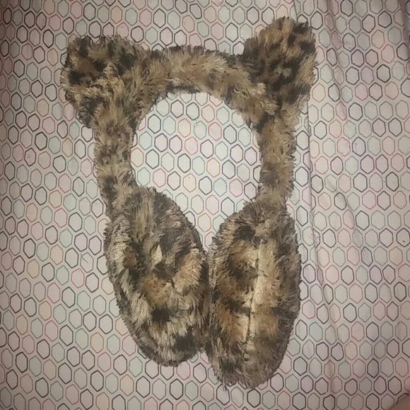Leopard Earmuffs