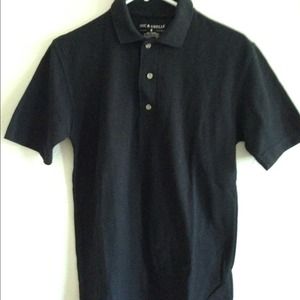 Black shirt / brand Doc & Amelia