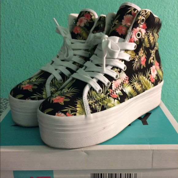 jeffrey campbell jc play platform sneakers