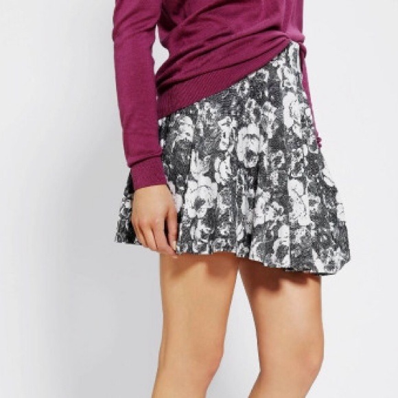 Floral Skater Skirt - Picture 2 of 4