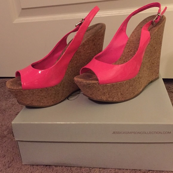 Jessica Simpson Amande Neo Pink Patent Cork Wedge