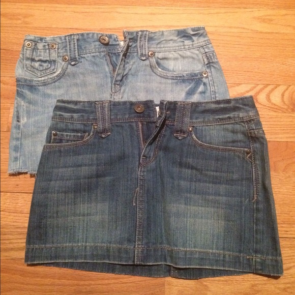 🎉SALE🎉 2 Aeropostale denim skirts