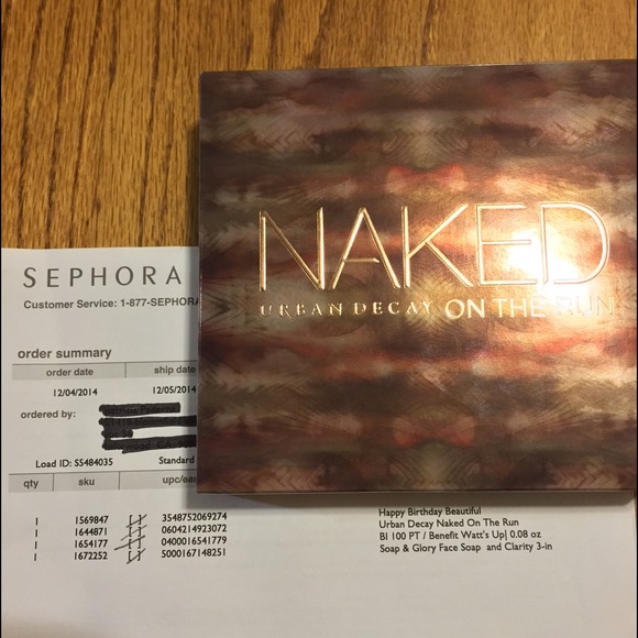 SOLD SOLD Urban Decay Naked On The Run