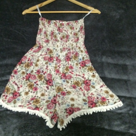 Floral romper with pompom shorts