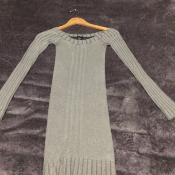 Bebe P/Small dress long sleeve gray