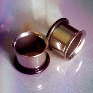 Silver 1/2in. Tunnels