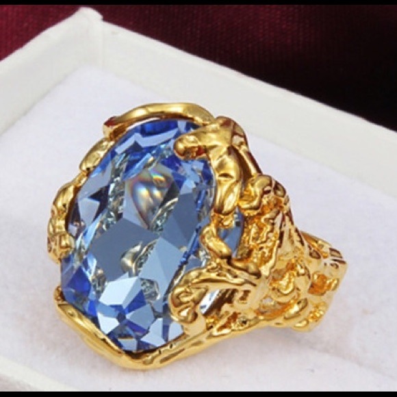 Ring - Picture 2 of 3