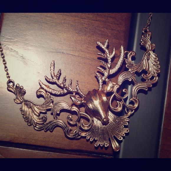 Necklace - Picture 1 of 3