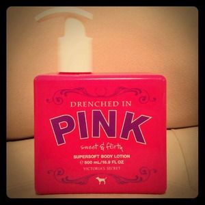 PINK sweet & flirty supersoft body lotion💕
