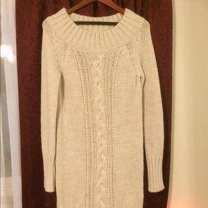 Beautiful cream color Zaraknit sweater dress