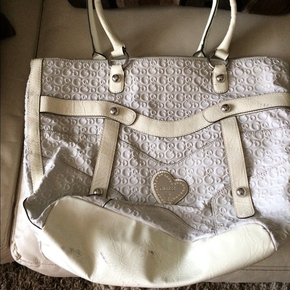 White guess tote bag