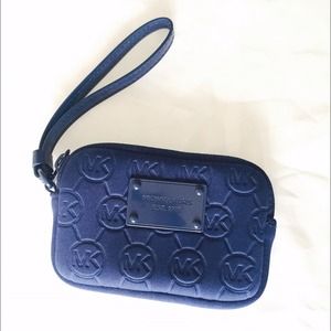 Micheal Kors Hi-Tech Accessory / wallet - NWOT