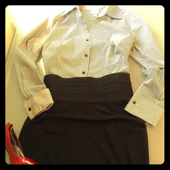 Black & White Stretch Long Sleeve by Worthington