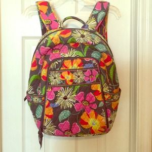 Colorful floral Vera Bradley backpack 😊