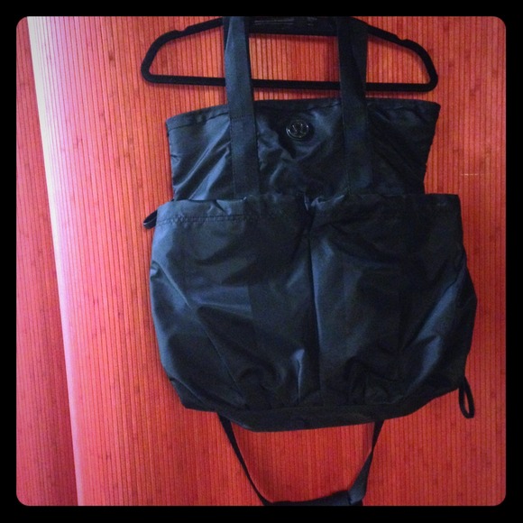 Lululemon gym bag