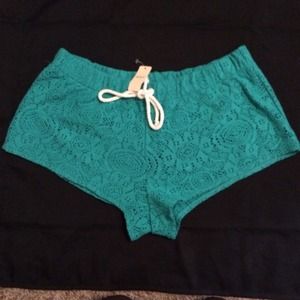 Embroidered shorts