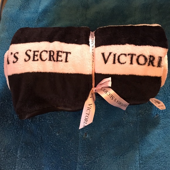 Victoria secret blanket