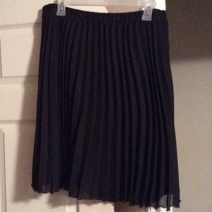 Elle Large skirt