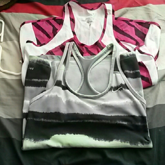 Nike work out tanks