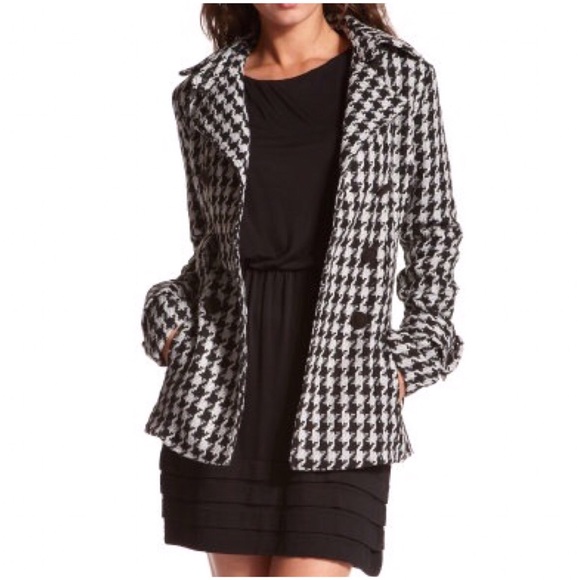 New York & Company Jackets & Blazers - NY & COMPANY Black & Gray Houndstooth Coat