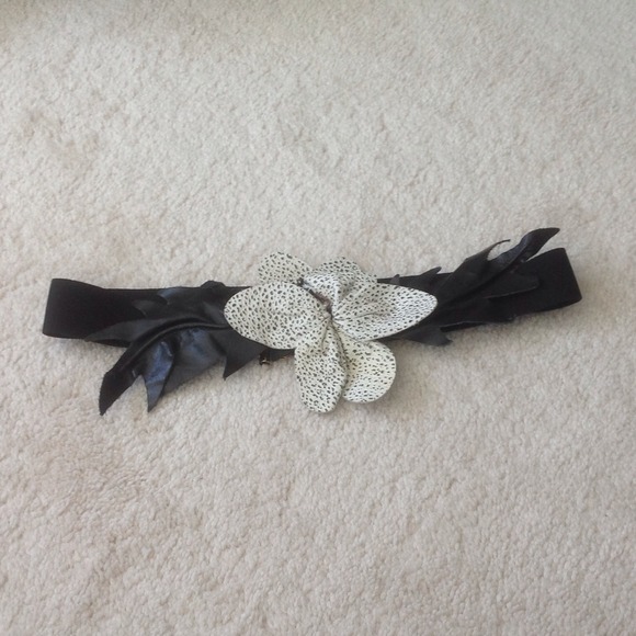 BLACK BELT WITH LEATHER ACCENTS -REDUCED