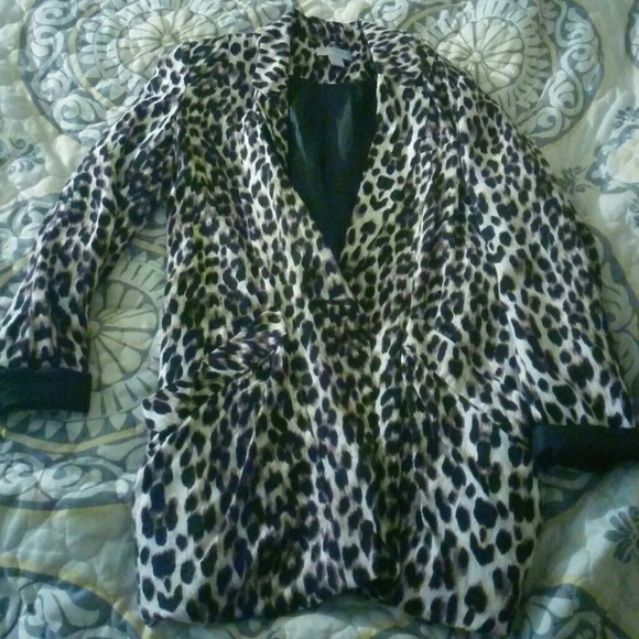 Leopard blazer