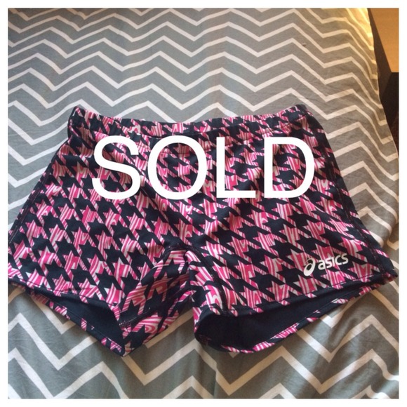 'asics reversible spandex shorts. size M
